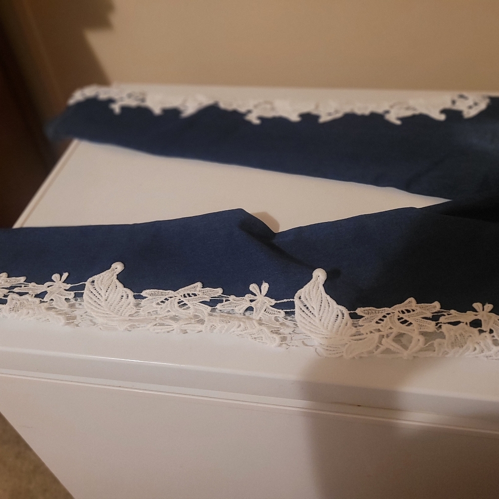 Laced jeans